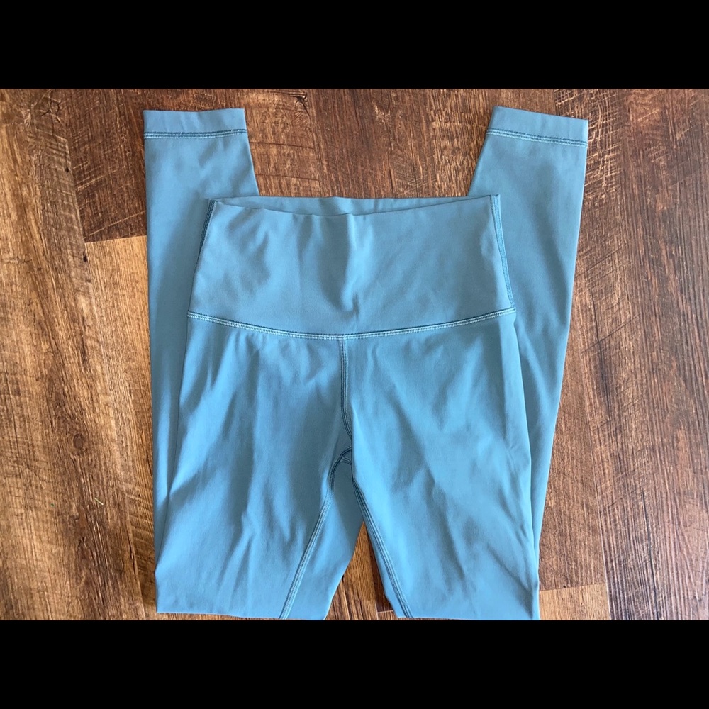 Lululemon leggings. Perfect condition. 25”